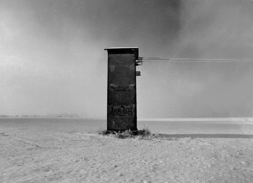 Buffer space, photograph 8