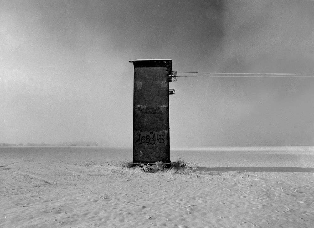 Buffer space, photograph 8