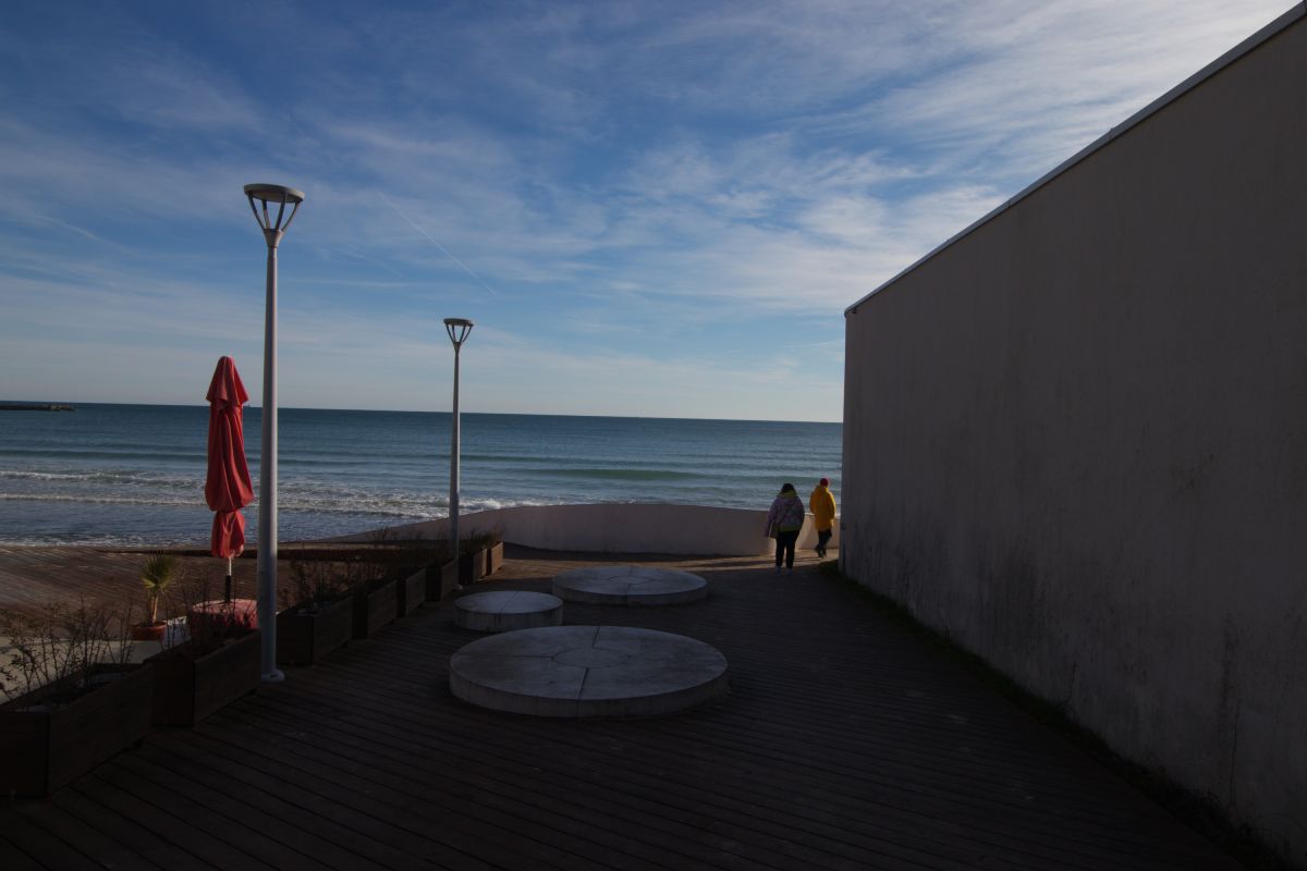 Seaside stories, photograph 2